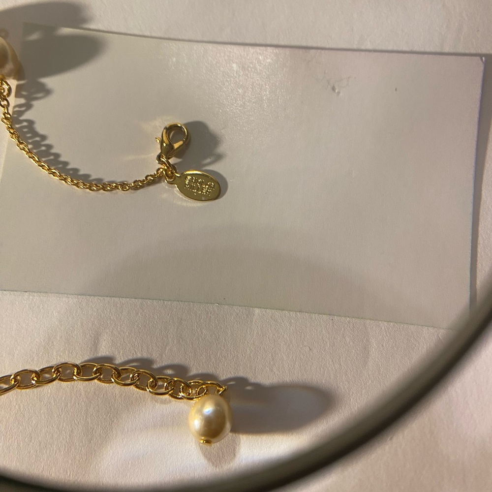 Nolan Miller 9 1/2” Necklace Gold-Tone Round Ball Minimalist with Ivory Pearls - Picture 3 of 5